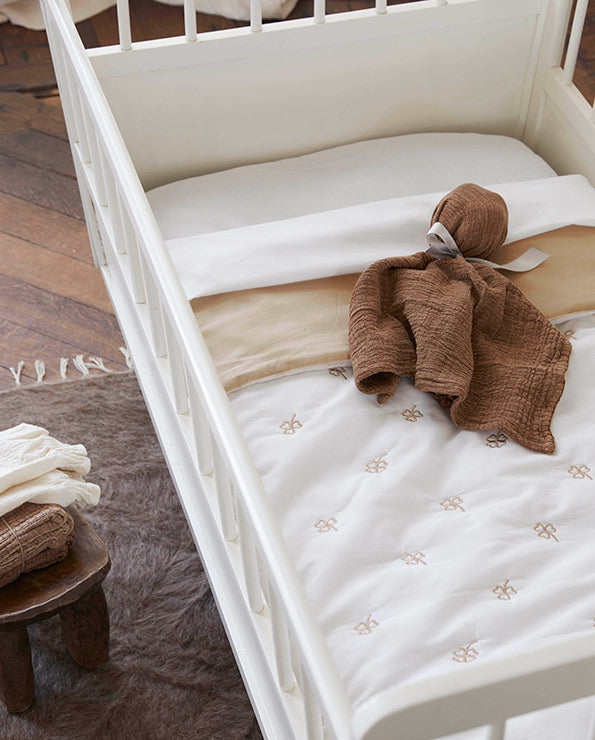 Calm Clover Ledikant Deken