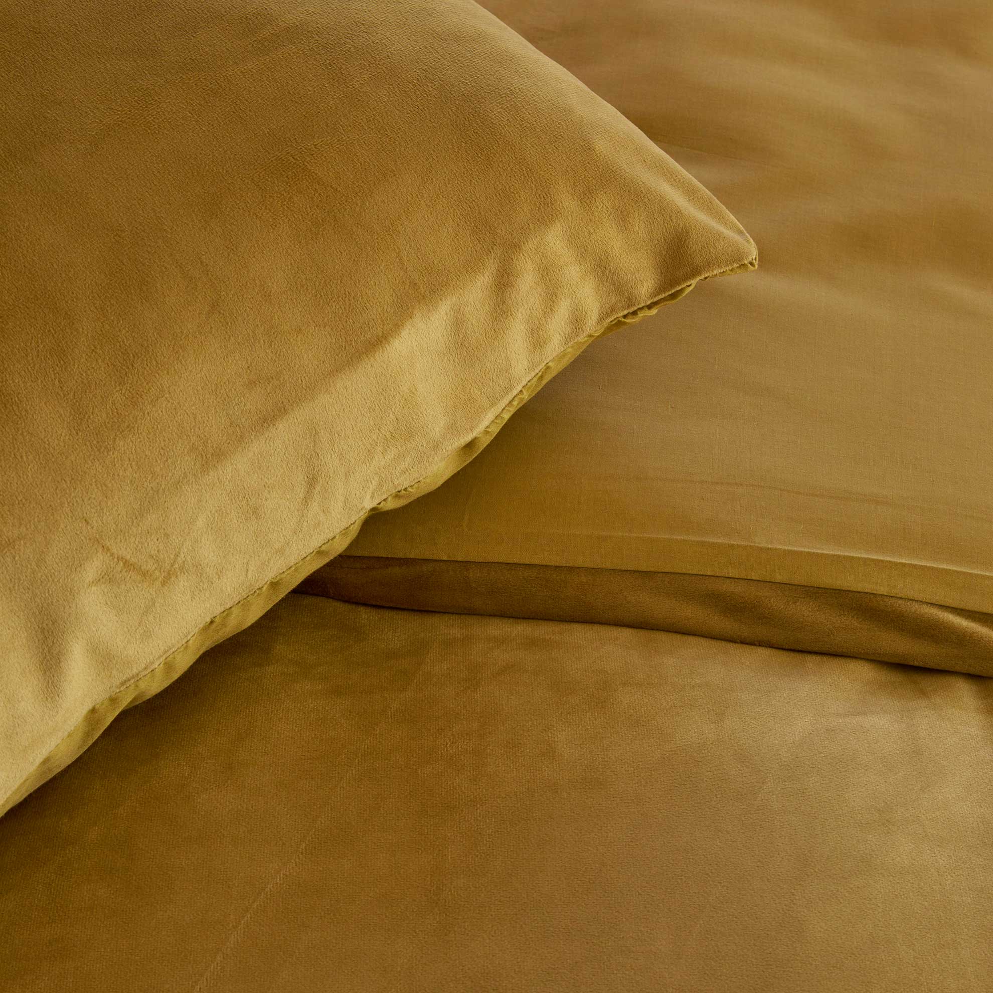 Byrklund - Dekbedovertrek Go Velvet - Honing Mosterd