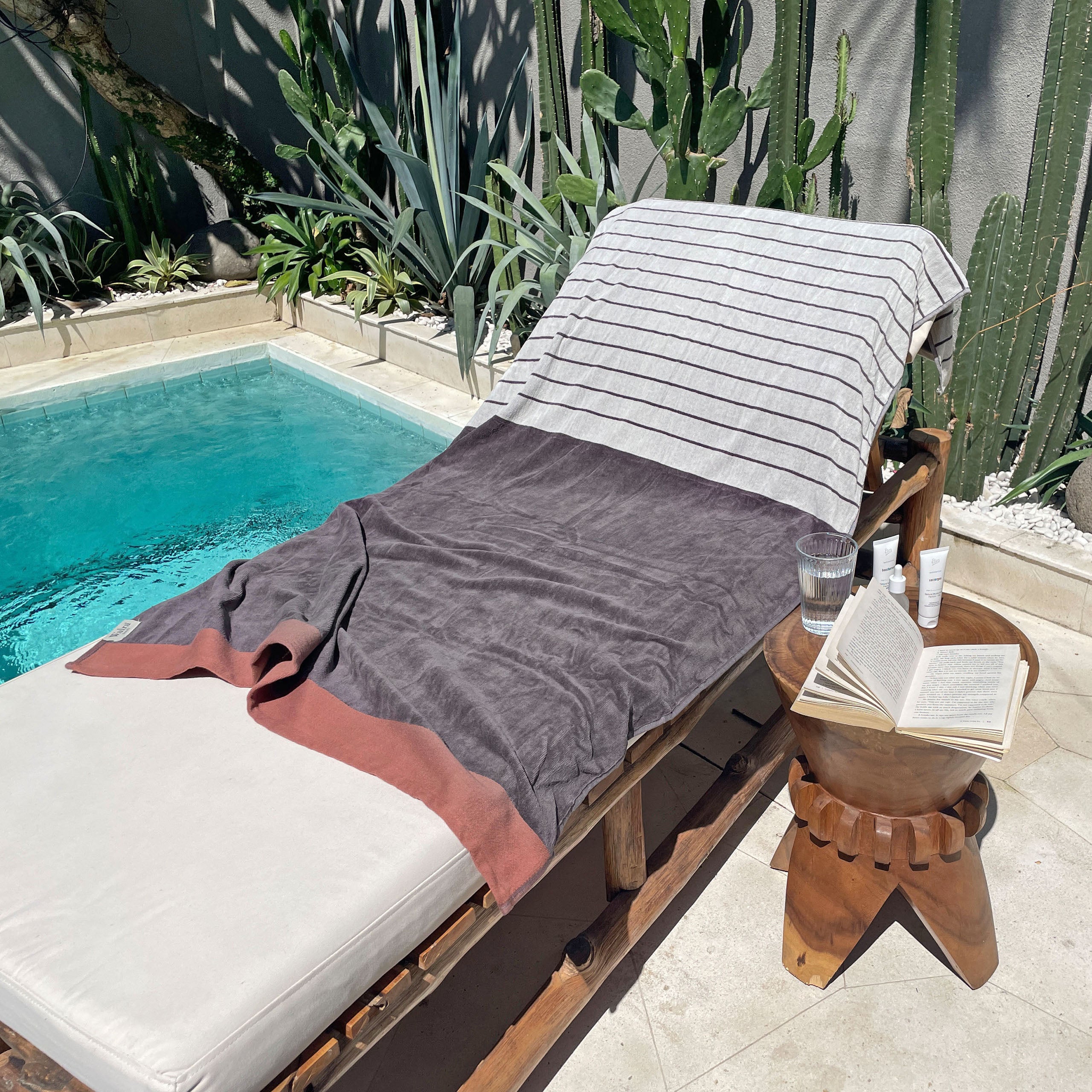 Strandlaken Coastal Comfort Antraciet 100x180