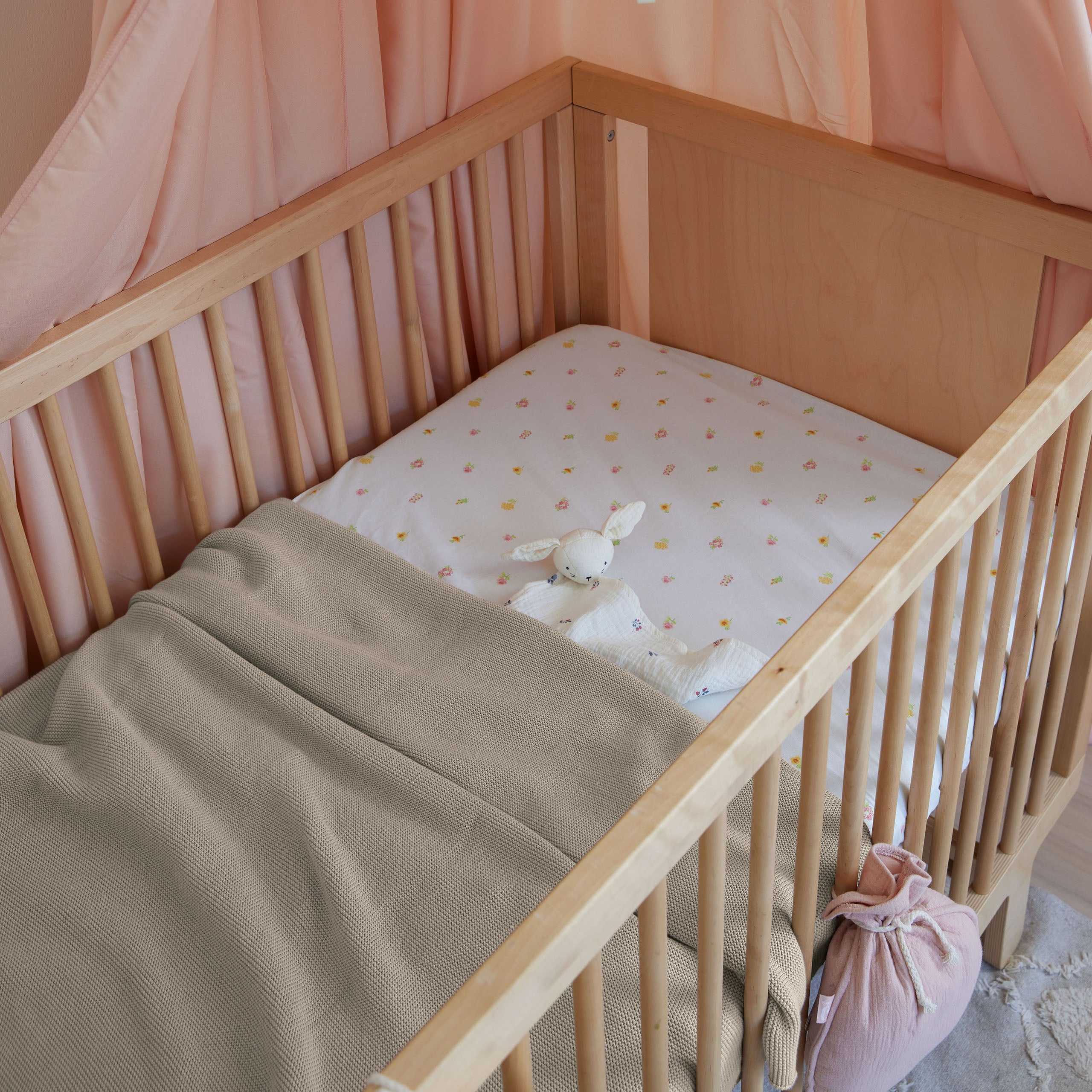 Ledikanthoeslaken Flower Friends Roze