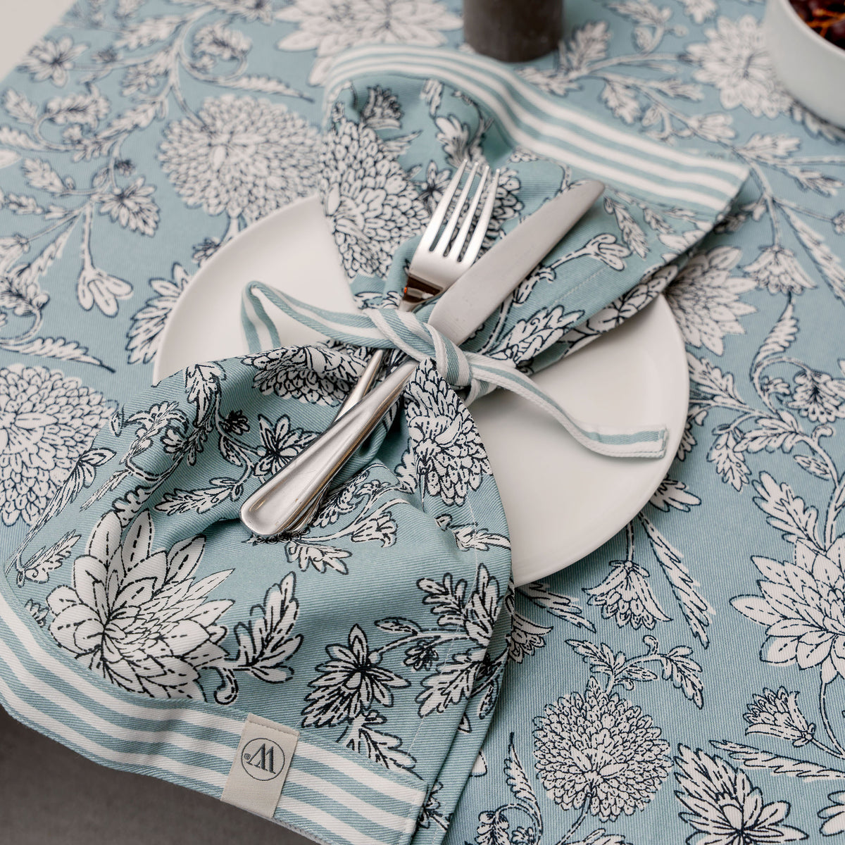 Walra - Tafelloper Breezing Bloom - Lichtblauw - 50x150