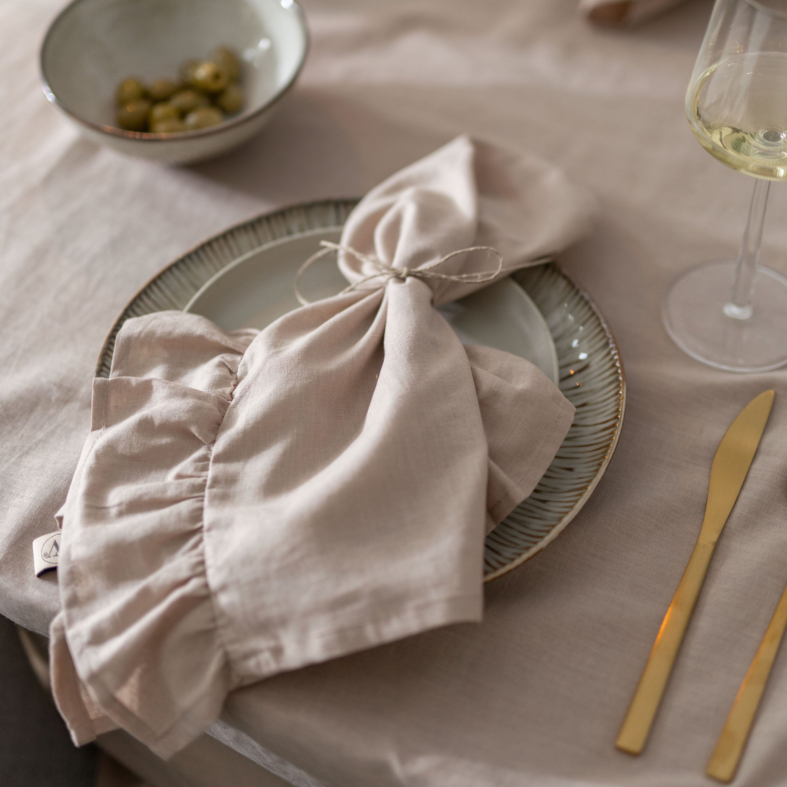 Servet Set Lovely Linen Ruffles Naturel 4x 40x40