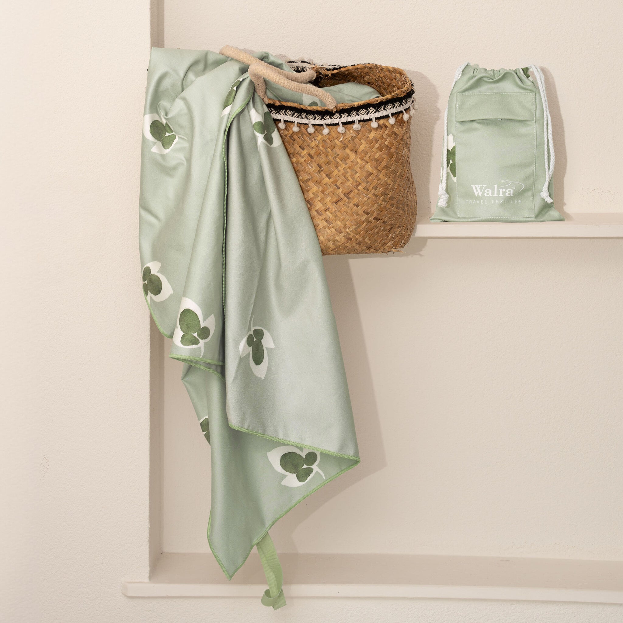 Walra Travel Strandlaken Glossy Grapevine Groen 100x180