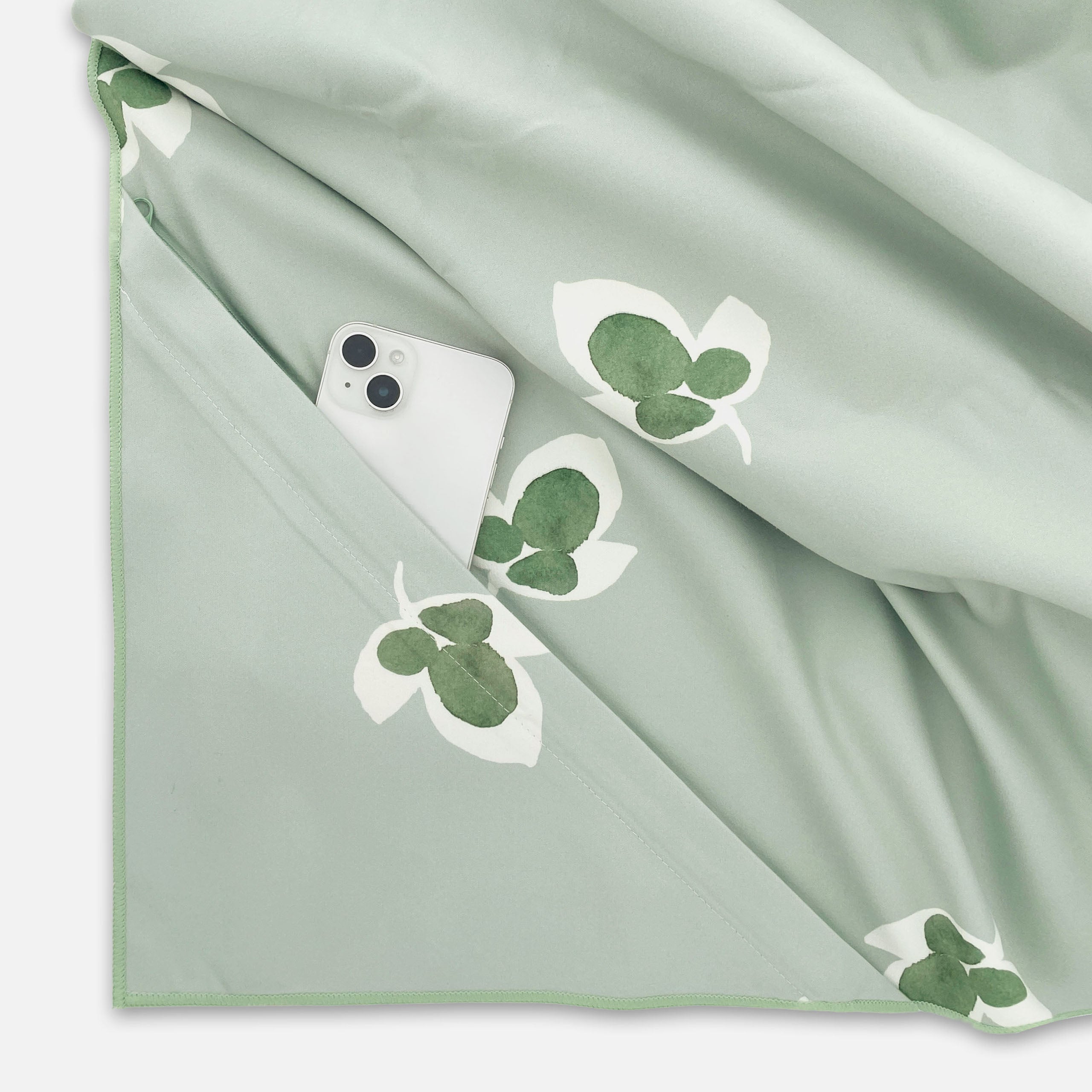 Walra Travel Strandlaken Glossy Grapevine Groen 100x180