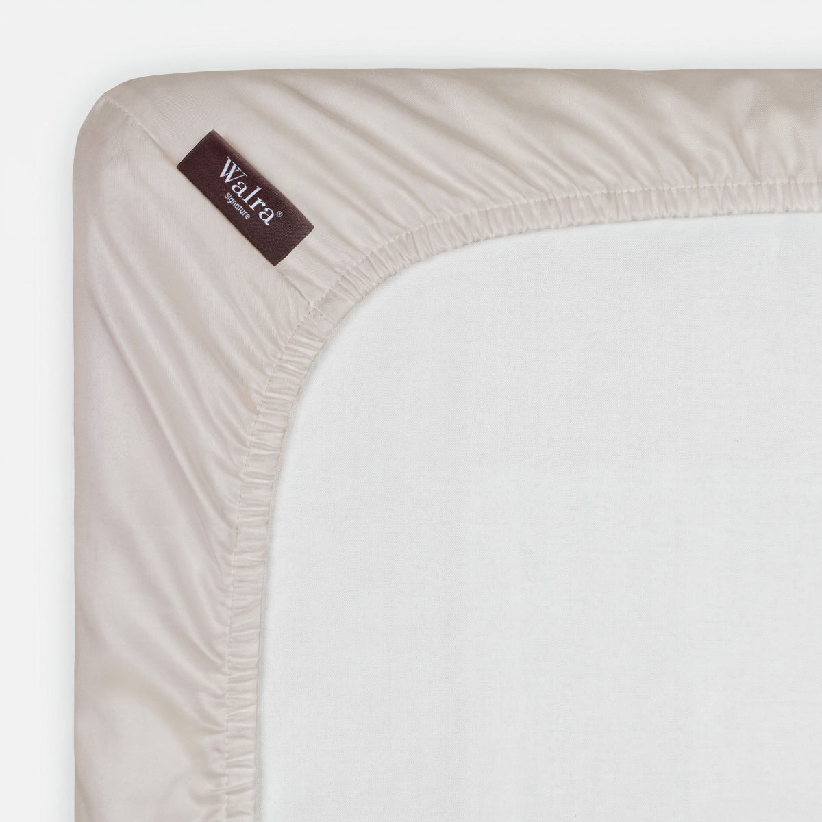 Hoeslaken Signature Satin Zand