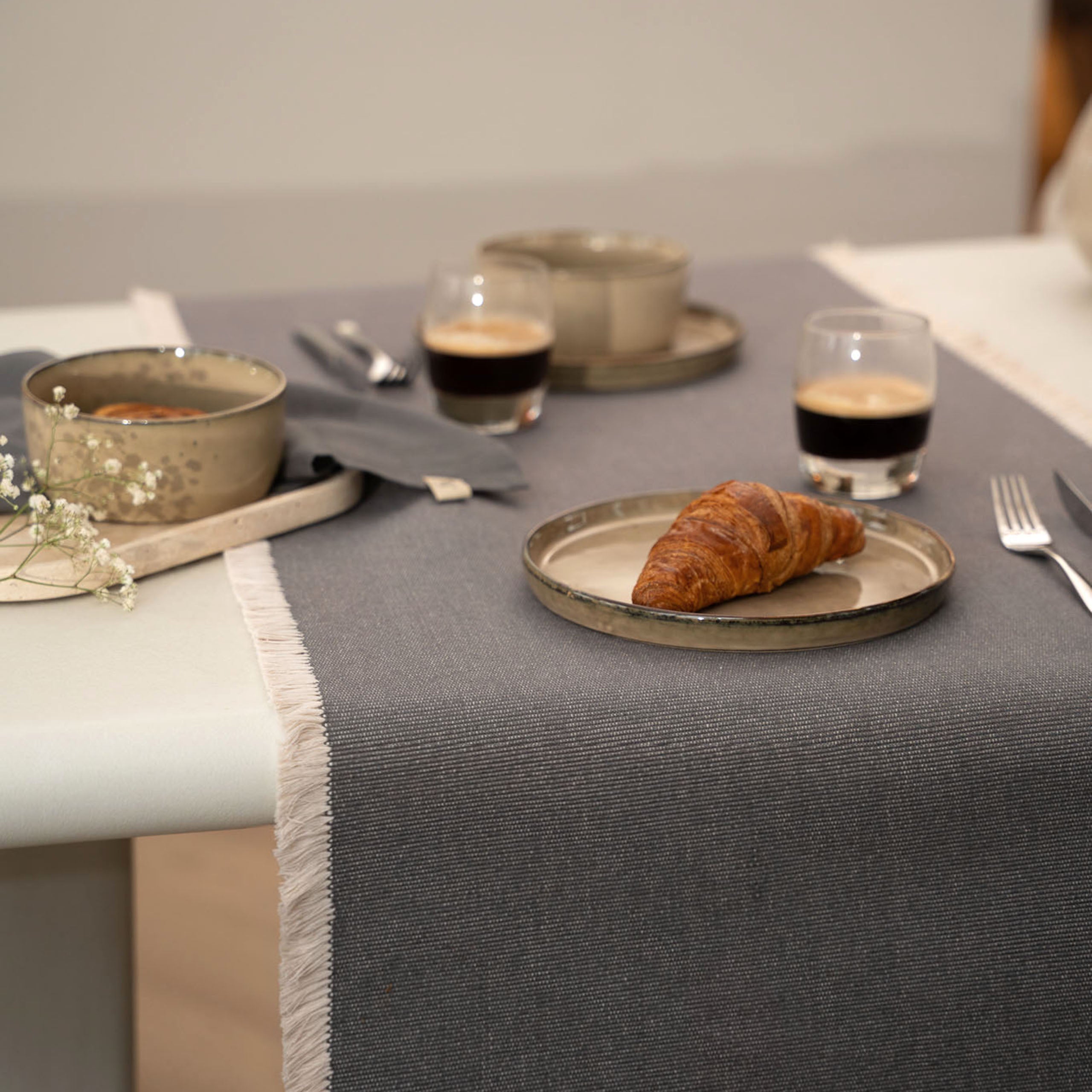 Tafelloper Sweet Raffle Antraciet 48x150