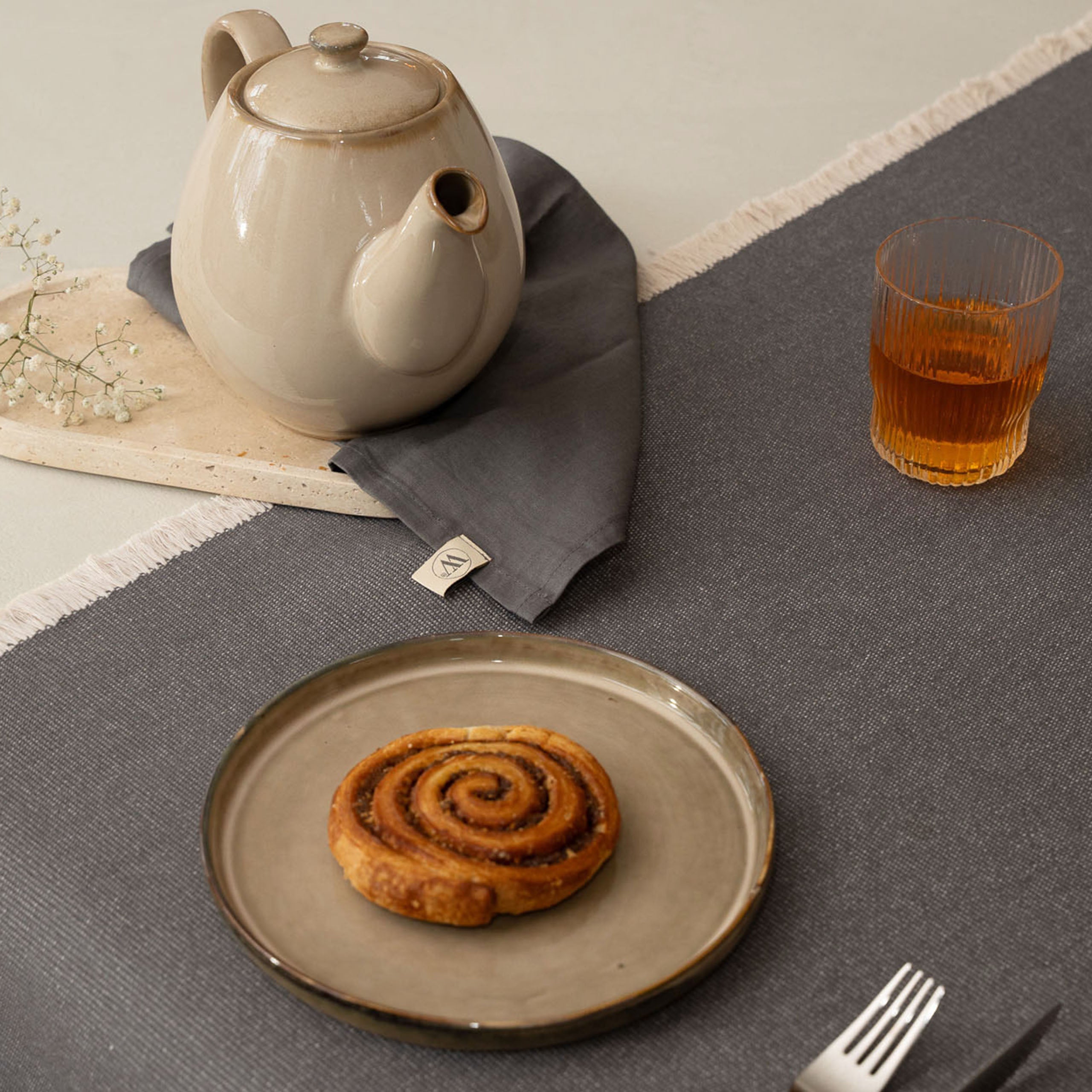 Tafelloper Sweet Raffle Antraciet 48x150