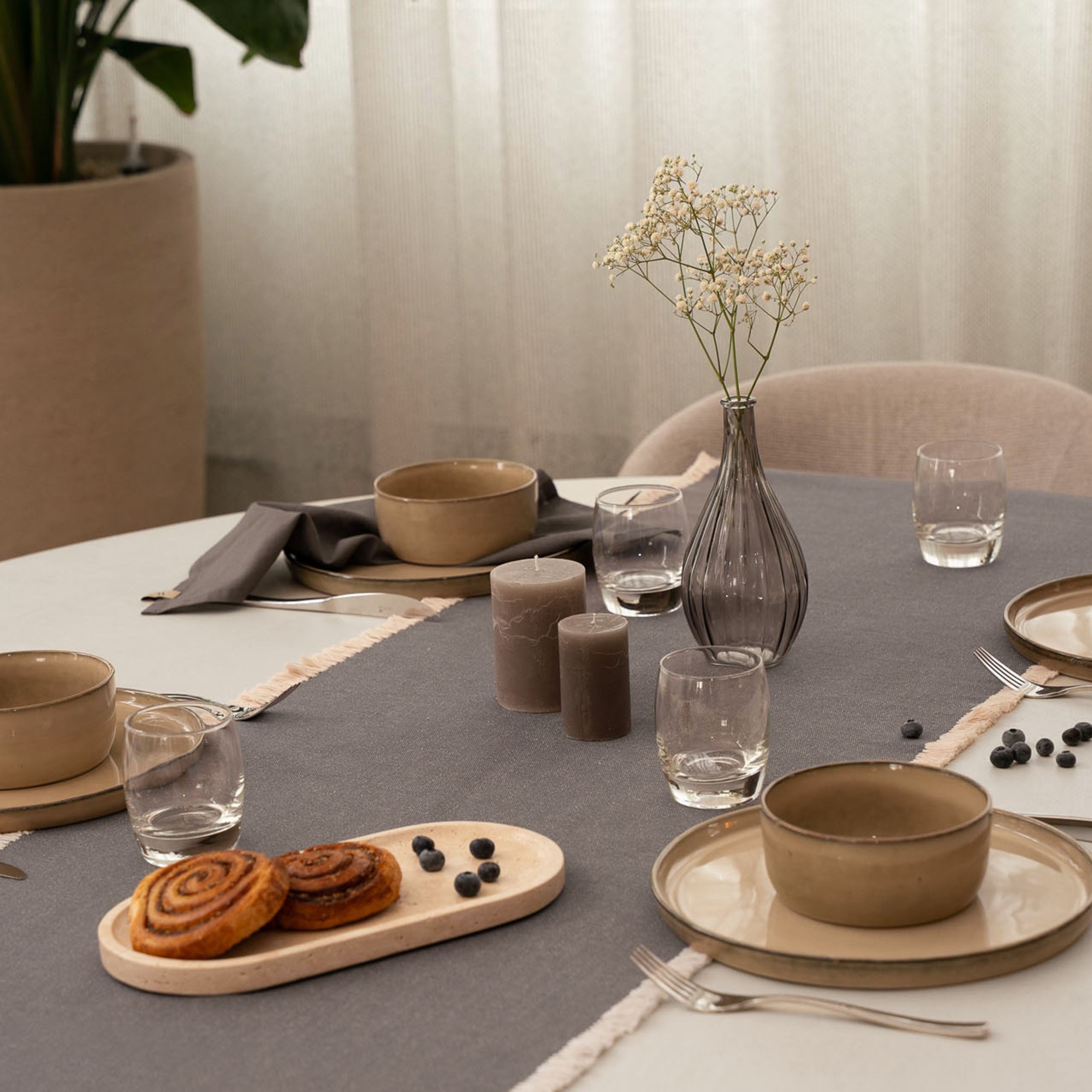 Tafelloper Sweet Raffle Antraciet 48x150