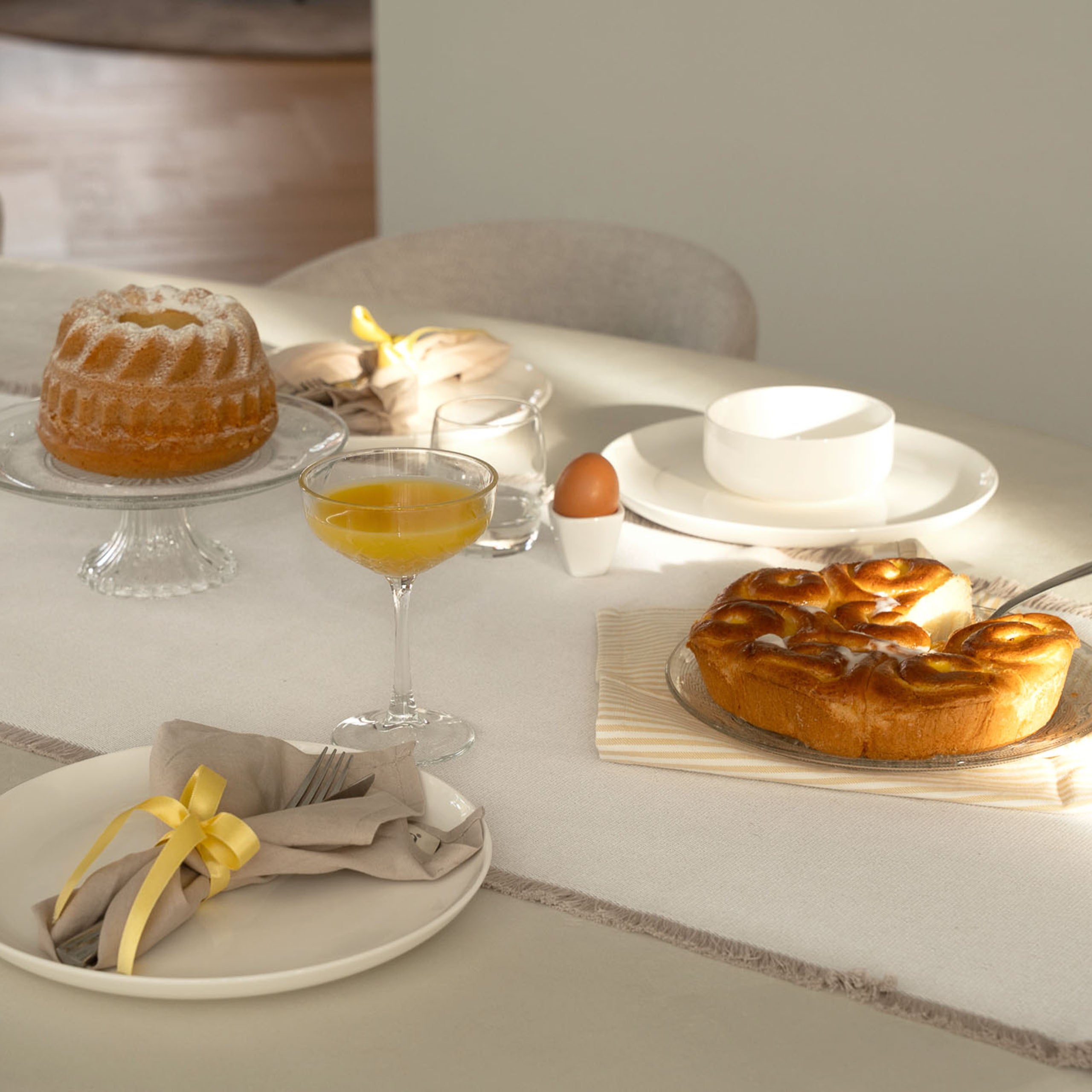 Tafelloper Sweet Raffle Zand 48x150